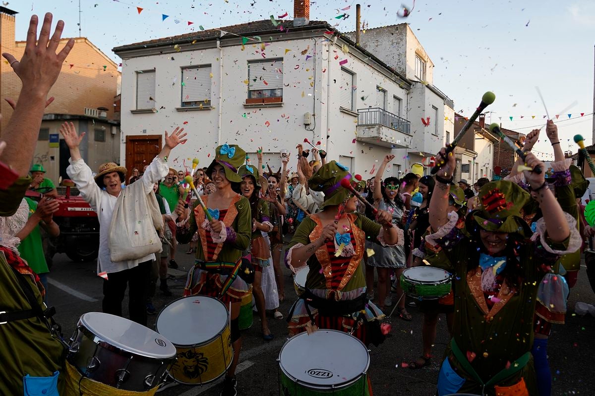 Desfile de carrozas en Santa Marina del Rey