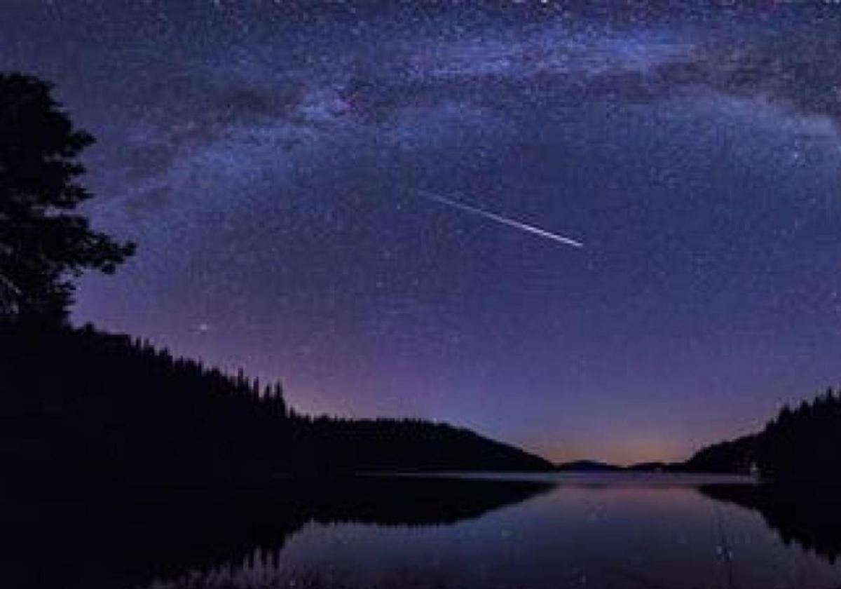 Convocan una observación conjunta de perseidas en León