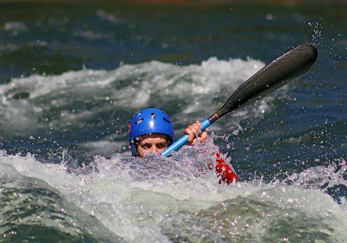 Campeonato de aguas bravas que se celebra en Sabero.