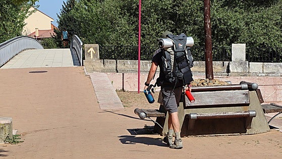 León recibe a los peregrinos con «hospitalidad» y buenas críticas