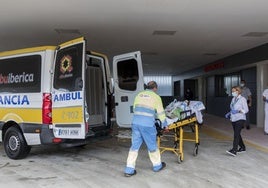 Entrada en Urgencias de un paciente en el Hospital de Salamanca.