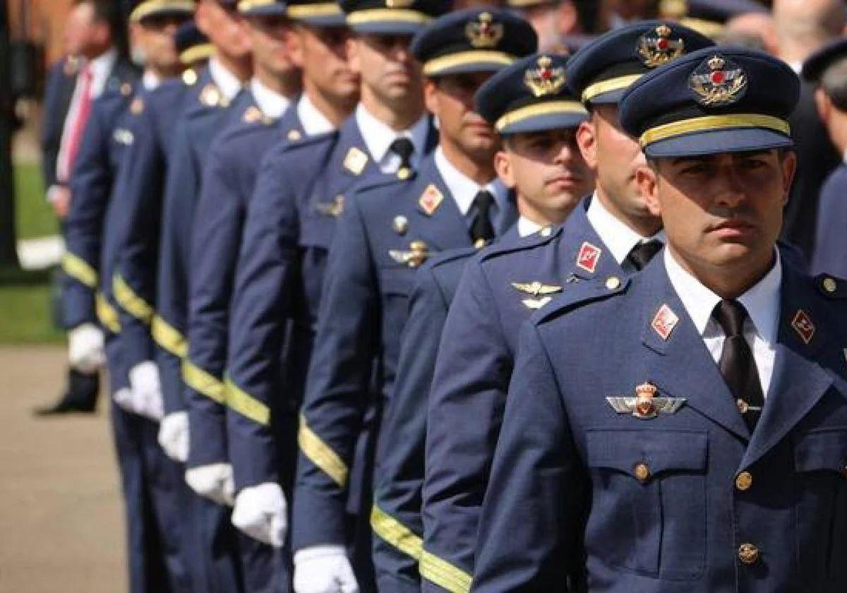 Alumnos de la ABA en un acto en León.