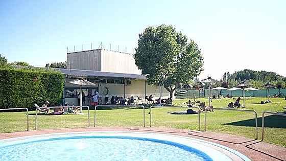 La piscina perfecta para todos se encuentra en Sariegos