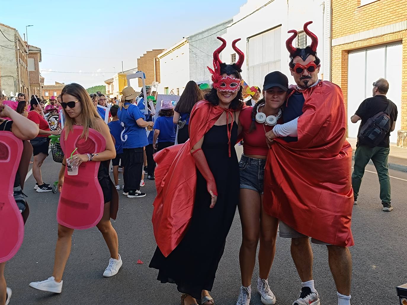 Carnaval de verano en Laguna de Negrillos