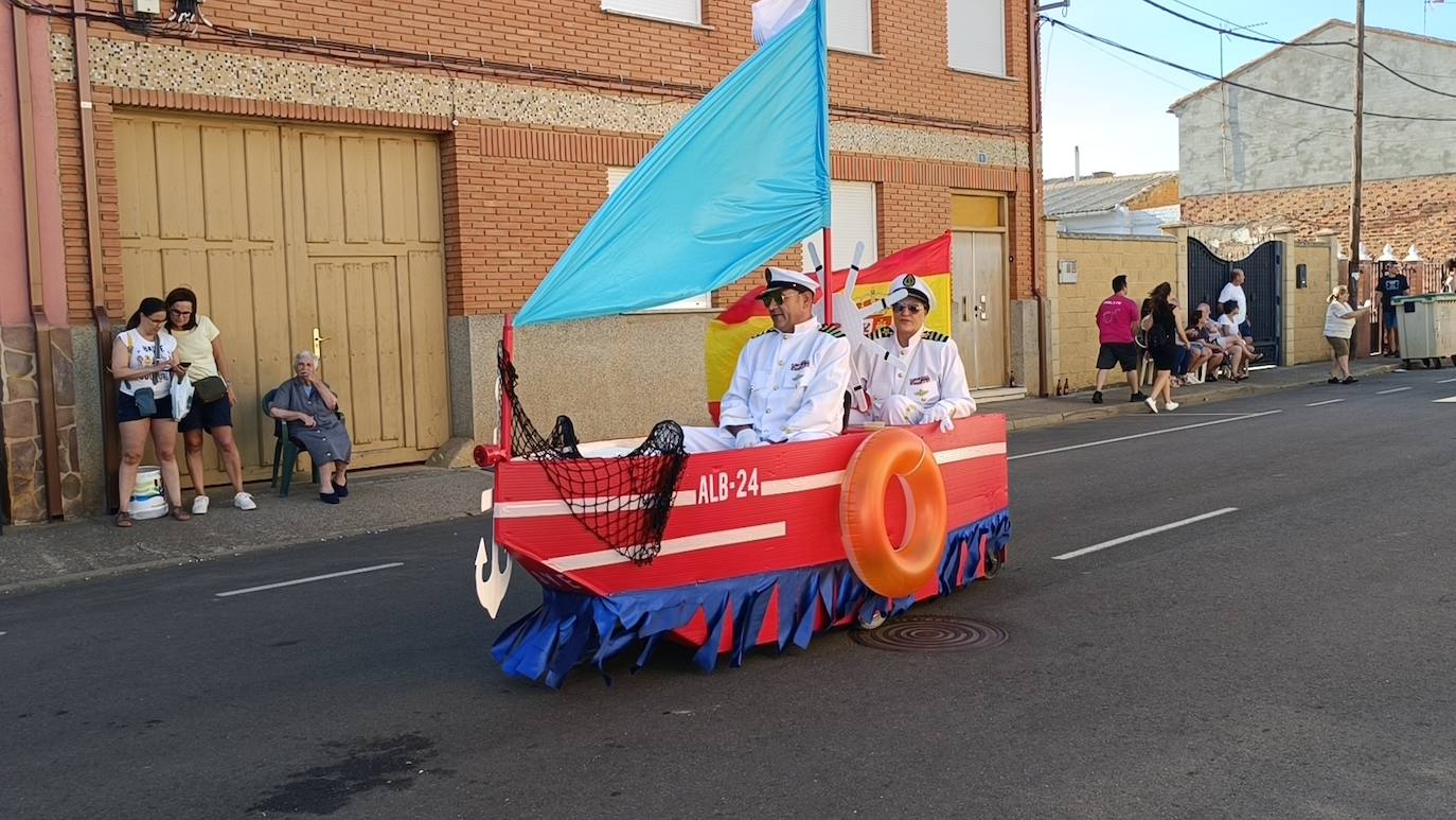 Carnaval de verano en Laguna de Negrillos