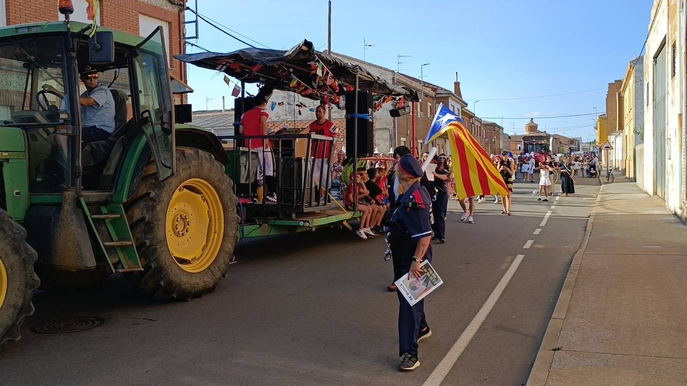 Carnaval de verano en Laguna de Negrillos