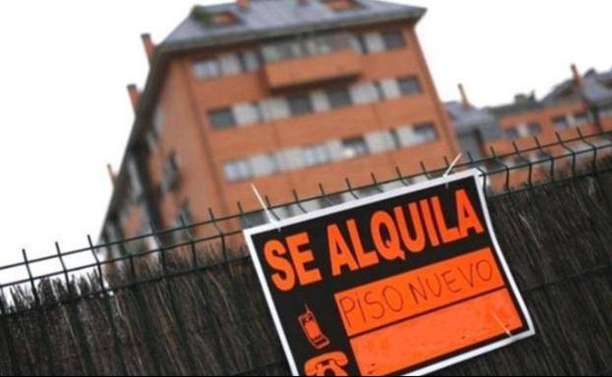 Anuncio de alquiler de un piso.