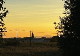 Atardecer de finales de agosto en un pueblo de León.