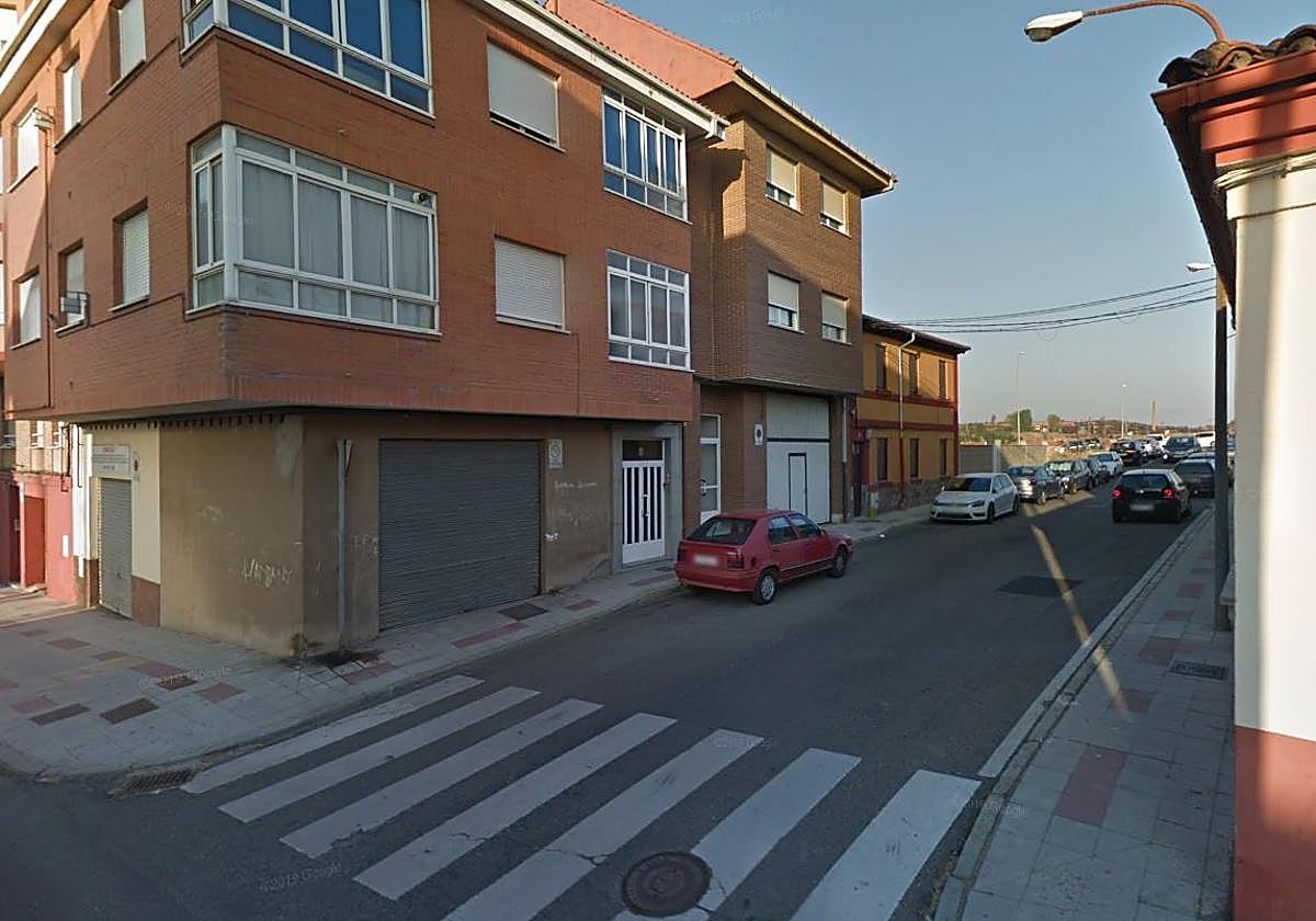 Confluencia de las calles Monteiros y San Antonio, en León.