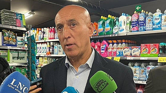 Diez insiste en la falta de taxis en León