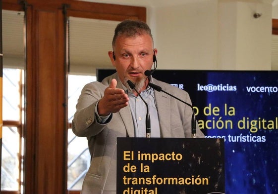 Octavio González Alonso, diputado de turismo