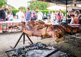 La carne a la estaca fue una de las principales novedades de la Feria