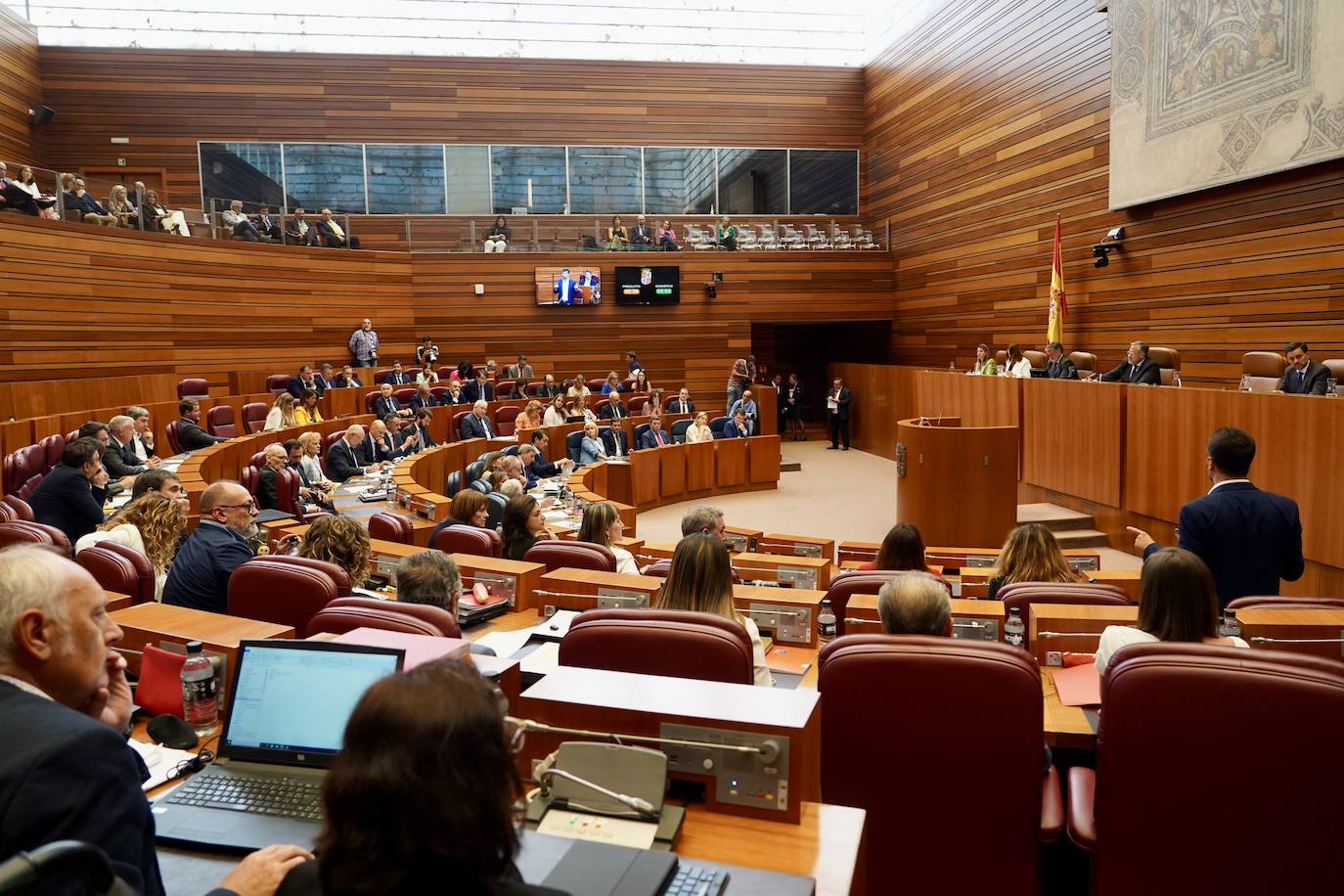 Imagen de un pleno en las Cortes.