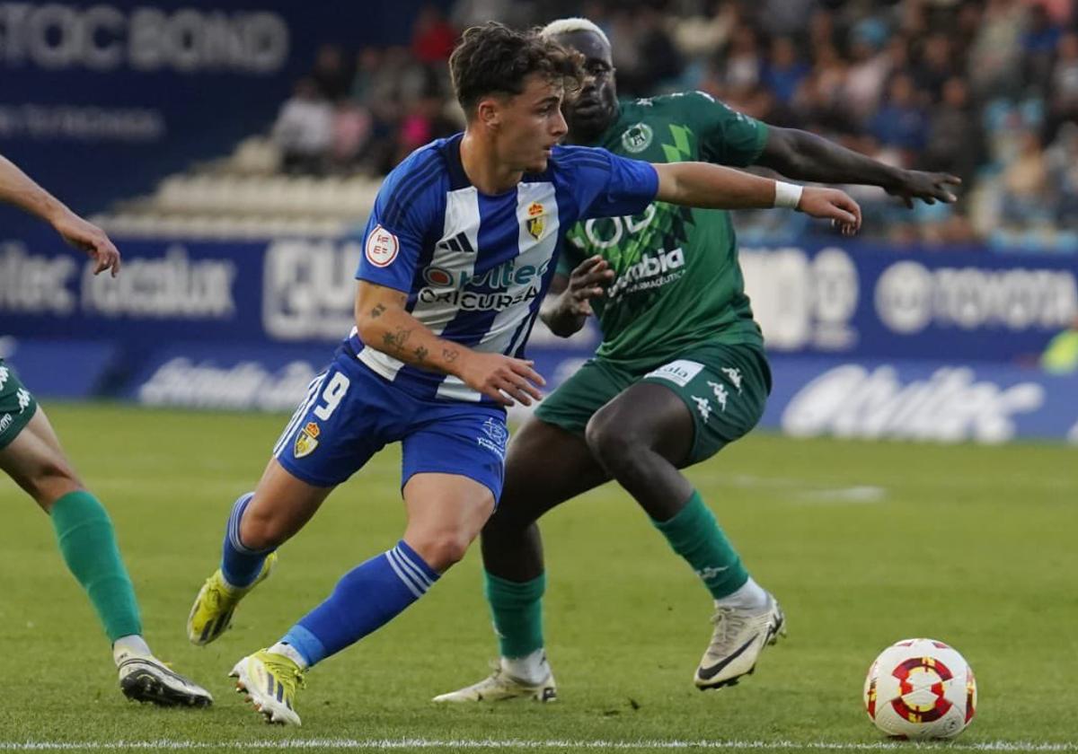 Yeray, en una acción del partido ante el Arenteiro.