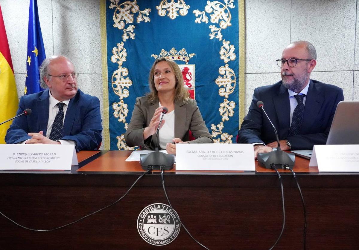 La consejera de Educación, Rocío Lucas, participa en la jornada formativa 'Aplicación de la nueva normativa de FP en CyL'.