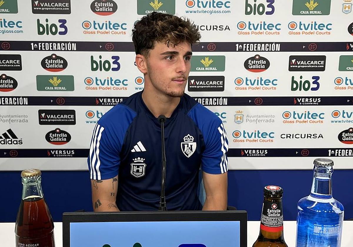 Yeray, en la rueda de prensa de este miércoles.