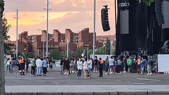Aplazan una hora el concierto de La Pegatina en León