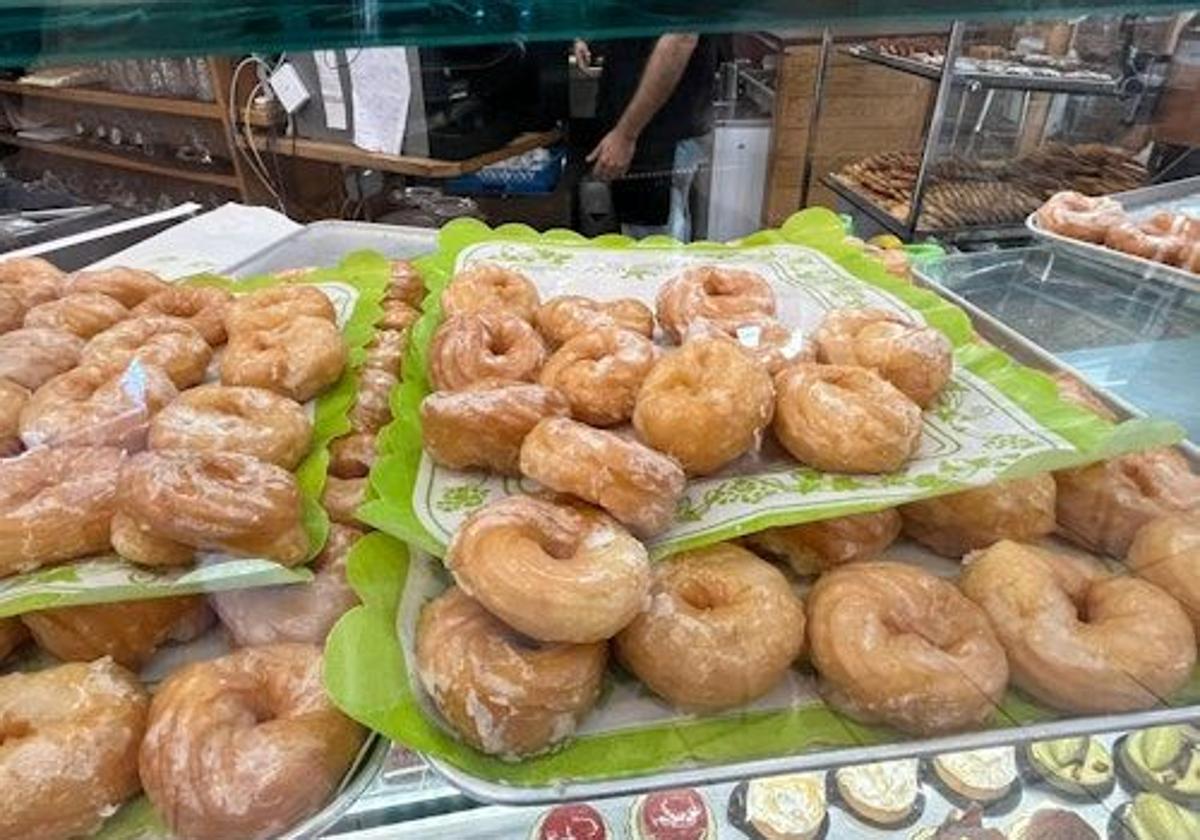 Rosquillas de San Froilán, el dulce más típico.