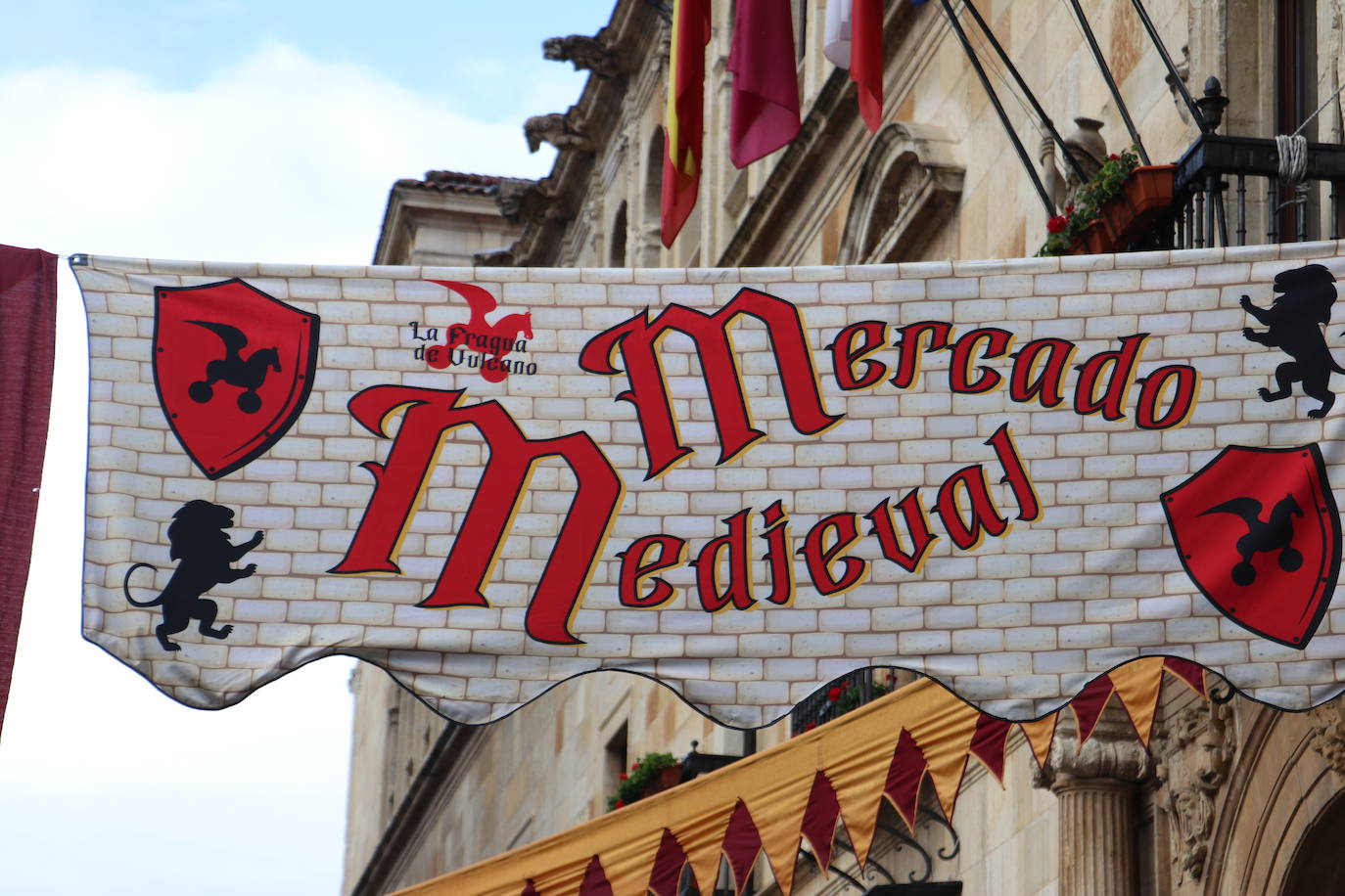 Abre el Mercado Medieval de León