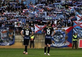 Afición de la Ponferradina desplazada a León.