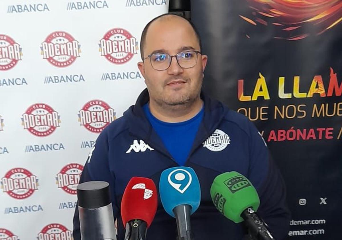 Dani Gordo, entrenador del Abanca Ademar.