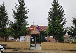 Imagen del ayuntamiento de Sariegos.