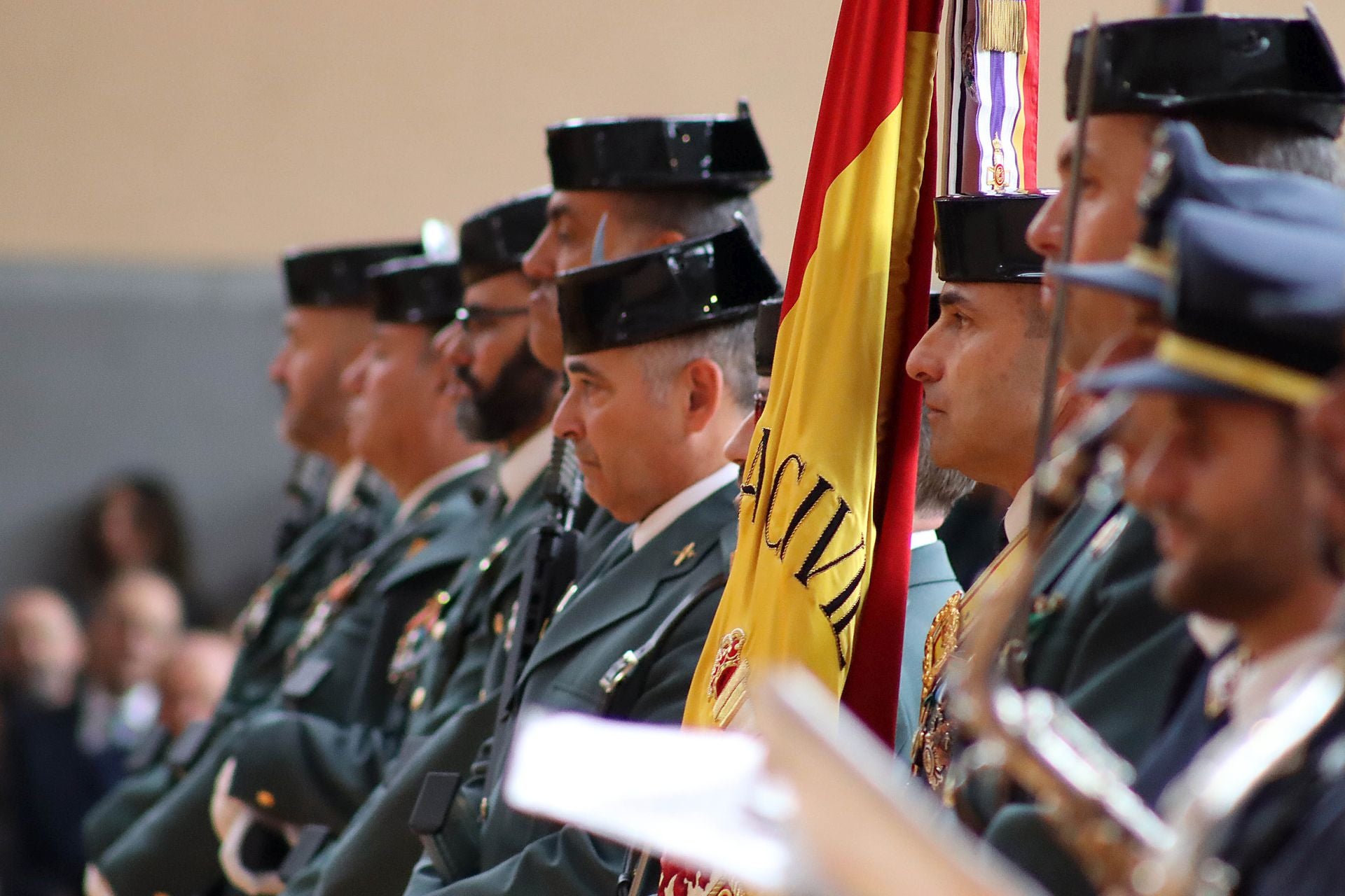 Acto de celebración de la Virgen del Pilar en León