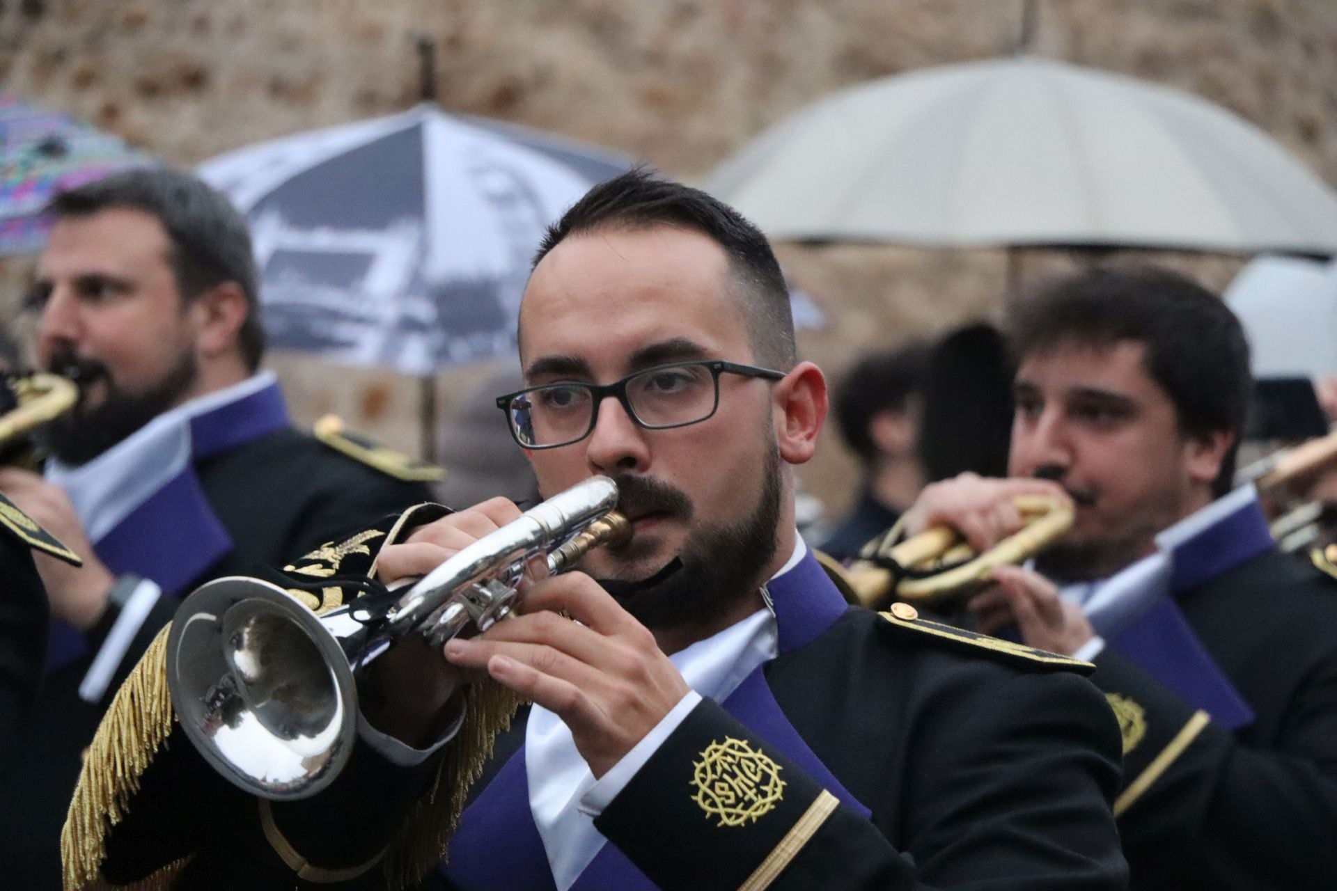 Las mejores imágenes de la Procesión Extraordinaria de San Juan Evangelista en León