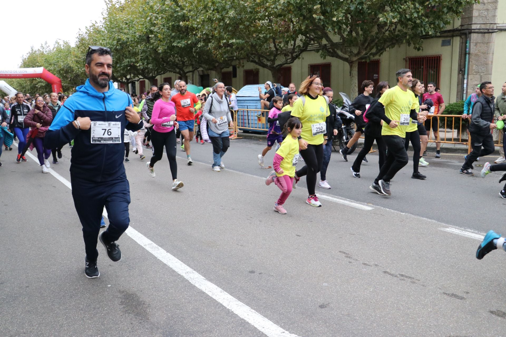 Las méjores imágenes de la carrera popular de los &#039;10 kilómetros Ciudad de León&#039;