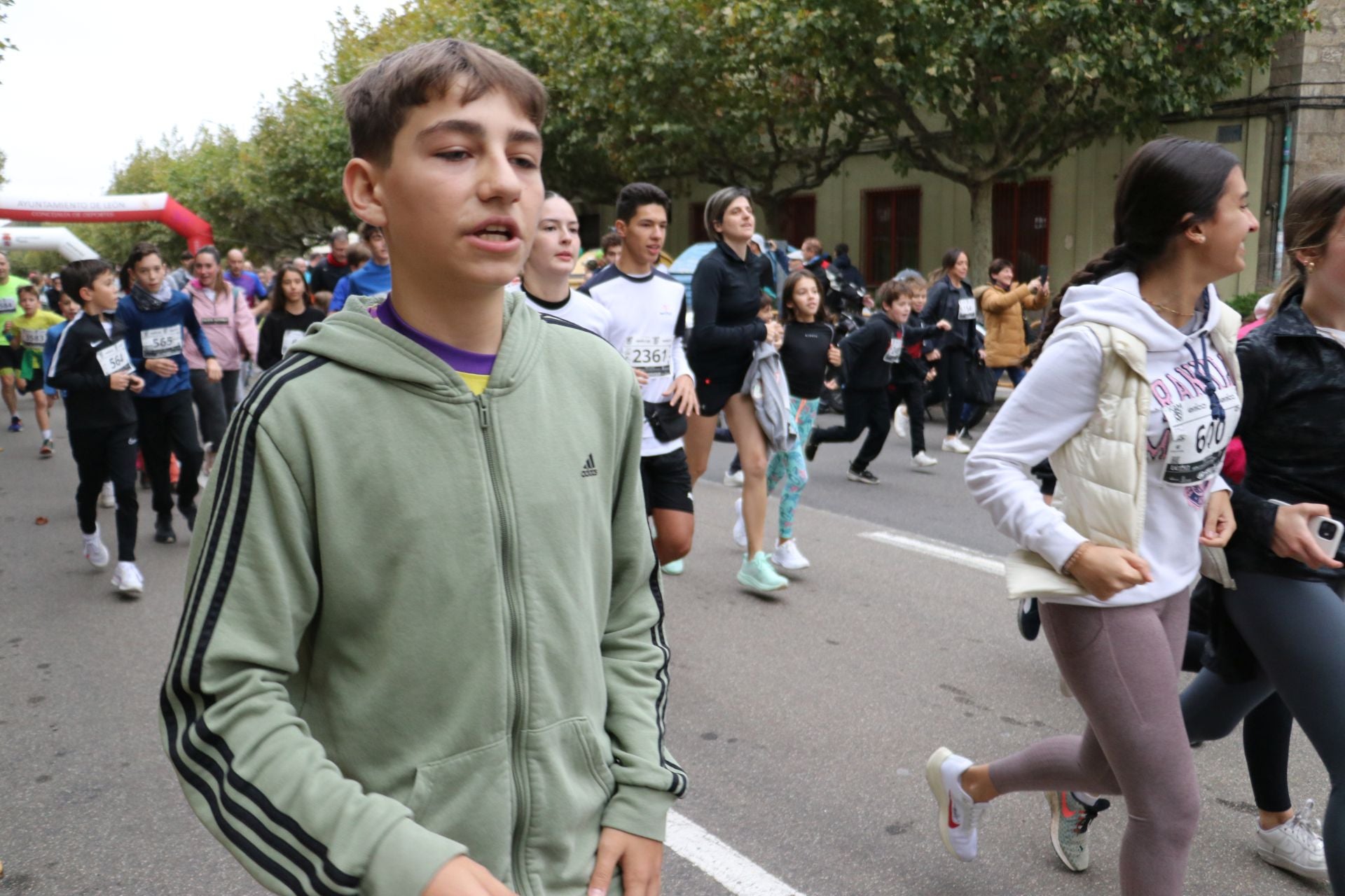 Las méjores imágenes de la carrera popular de los &#039;10 kilómetros Ciudad de León&#039;