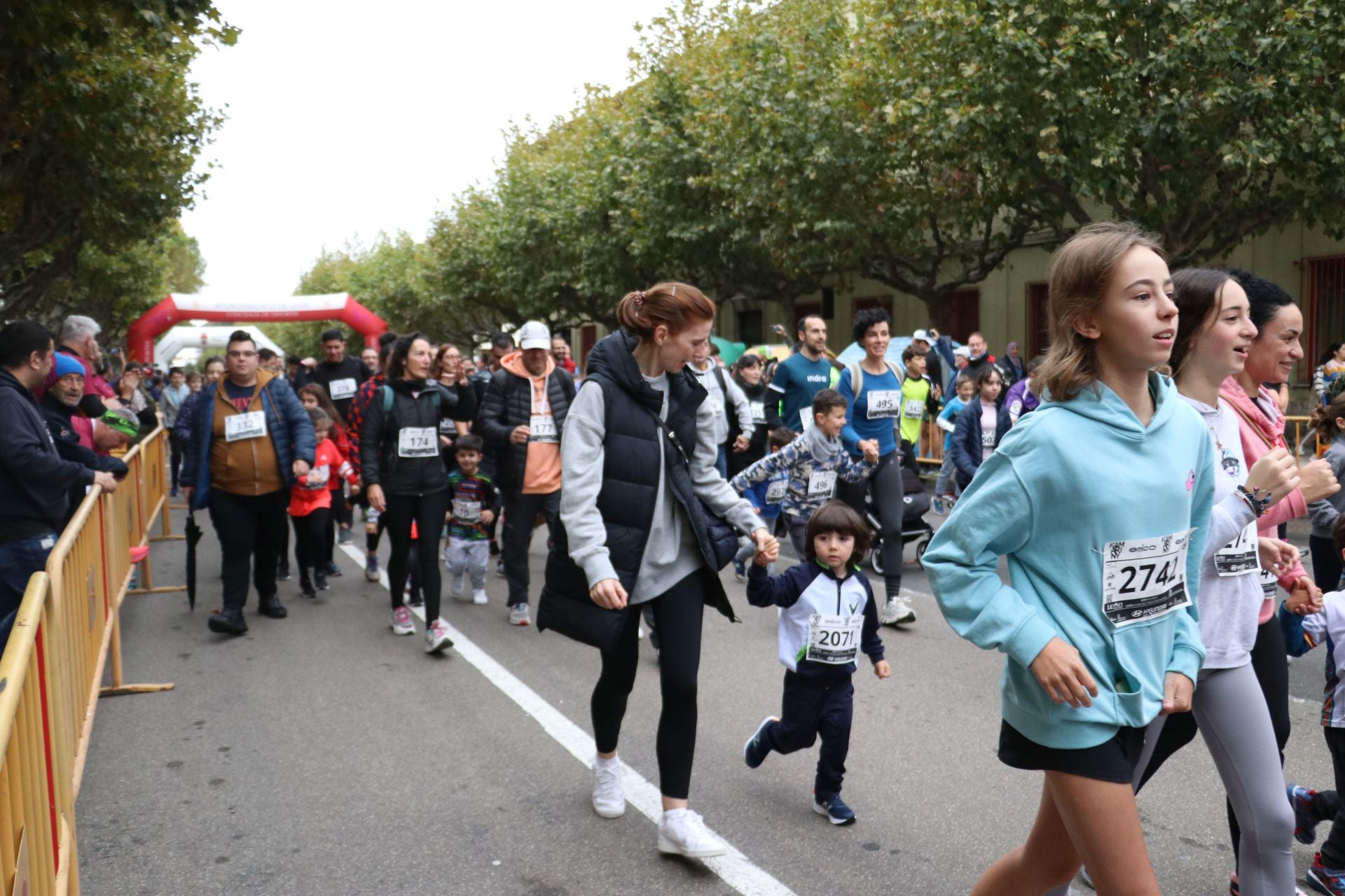 Las méjores imágenes de la carrera popular de los &#039;10 kilómetros Ciudad de León&#039;