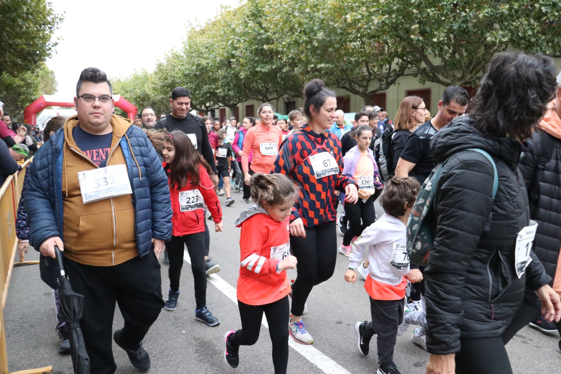 Las méjores imágenes de la carrera popular de los &#039;10 kilómetros Ciudad de León&#039;