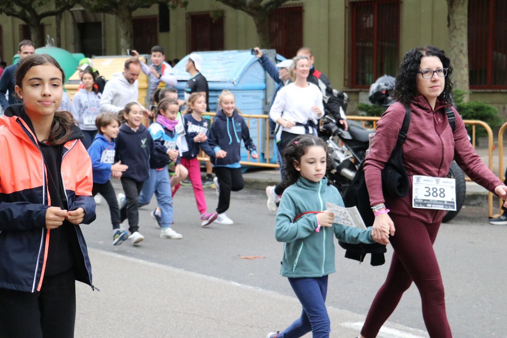 Las méjores imágenes de la carrera popular de los &#039;10 kilómetros Ciudad de León&#039;