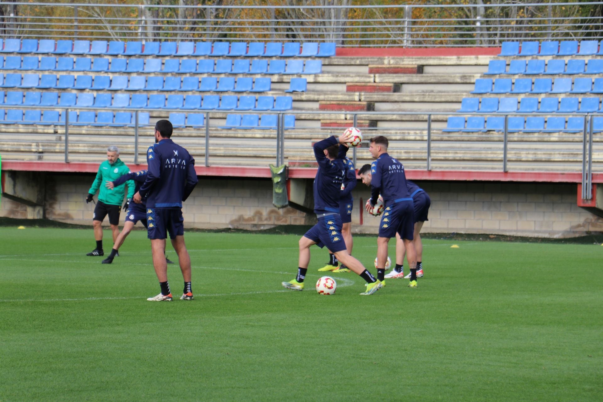 Último entrenamiento de la Cultural antes del derbi