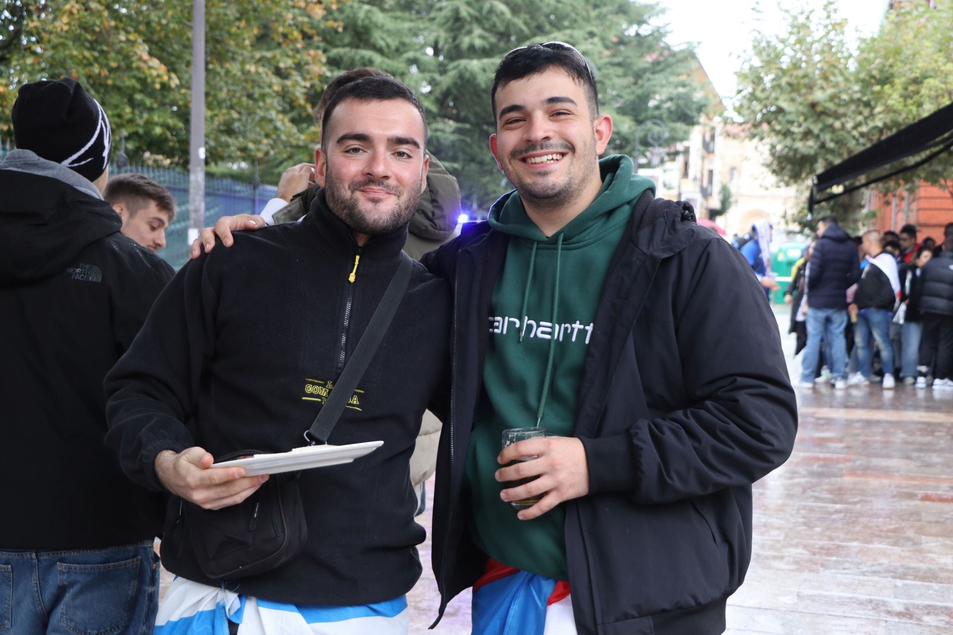 Las mejores imágenes del ambiente previo al derbi entre Cultural y Ponferradina