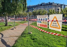 Obras de la pérgola bioclimática de la avenidad de los Reyes Leoneses.