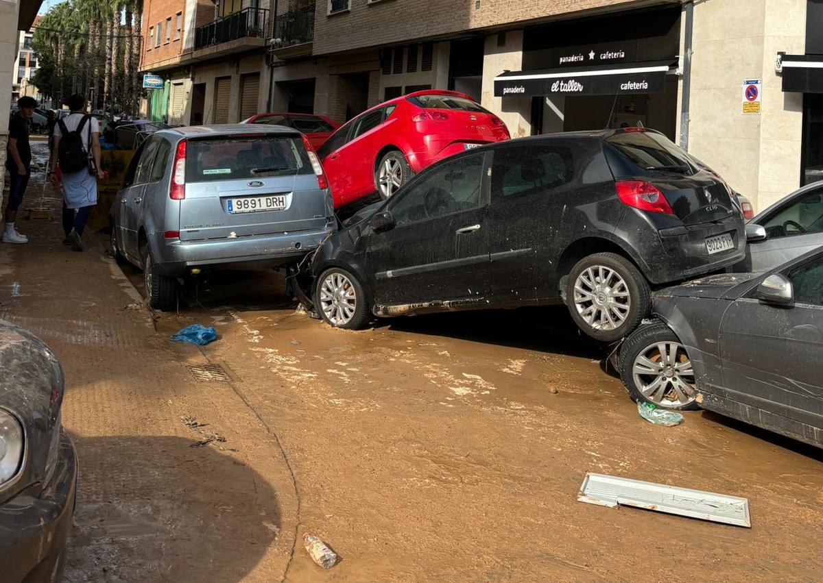 Imagen secundaria 1 - Imagen de la situación tras la DANA en Valencia.