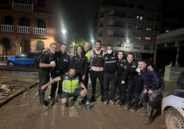 Leoneses en la zona más castigada por la DANA.