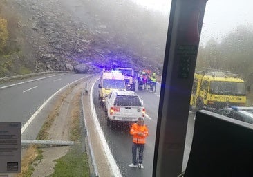 «Subió la Guardia Civil y nos van a llevar escoltados a Campomanes»