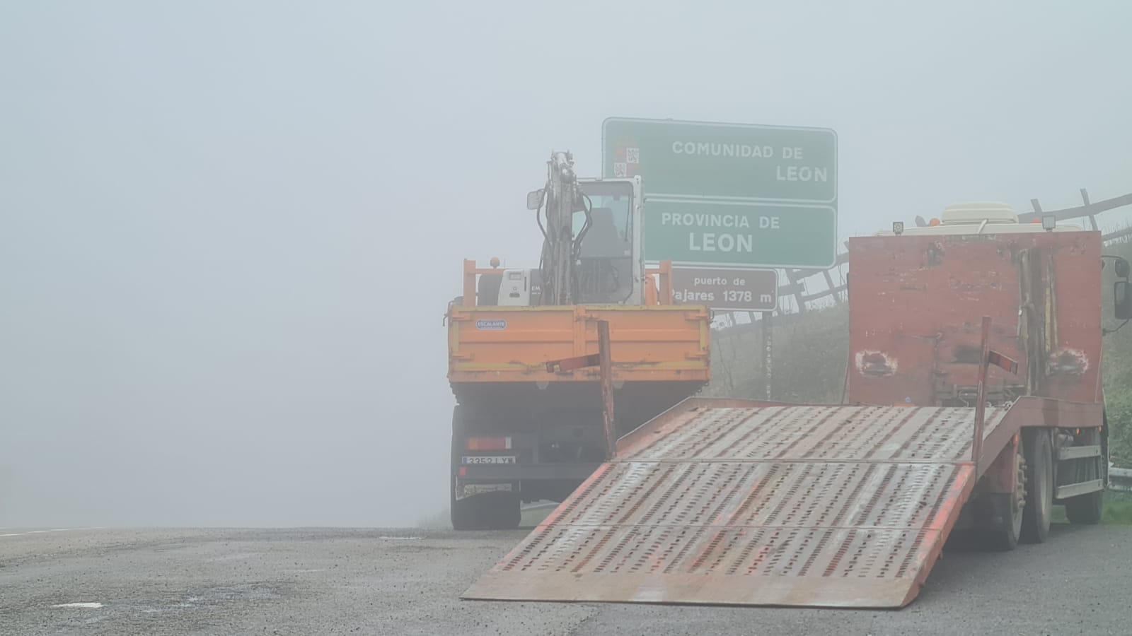Tráfico en el puerto de Pajares tras el desprendimiento de la AP-66