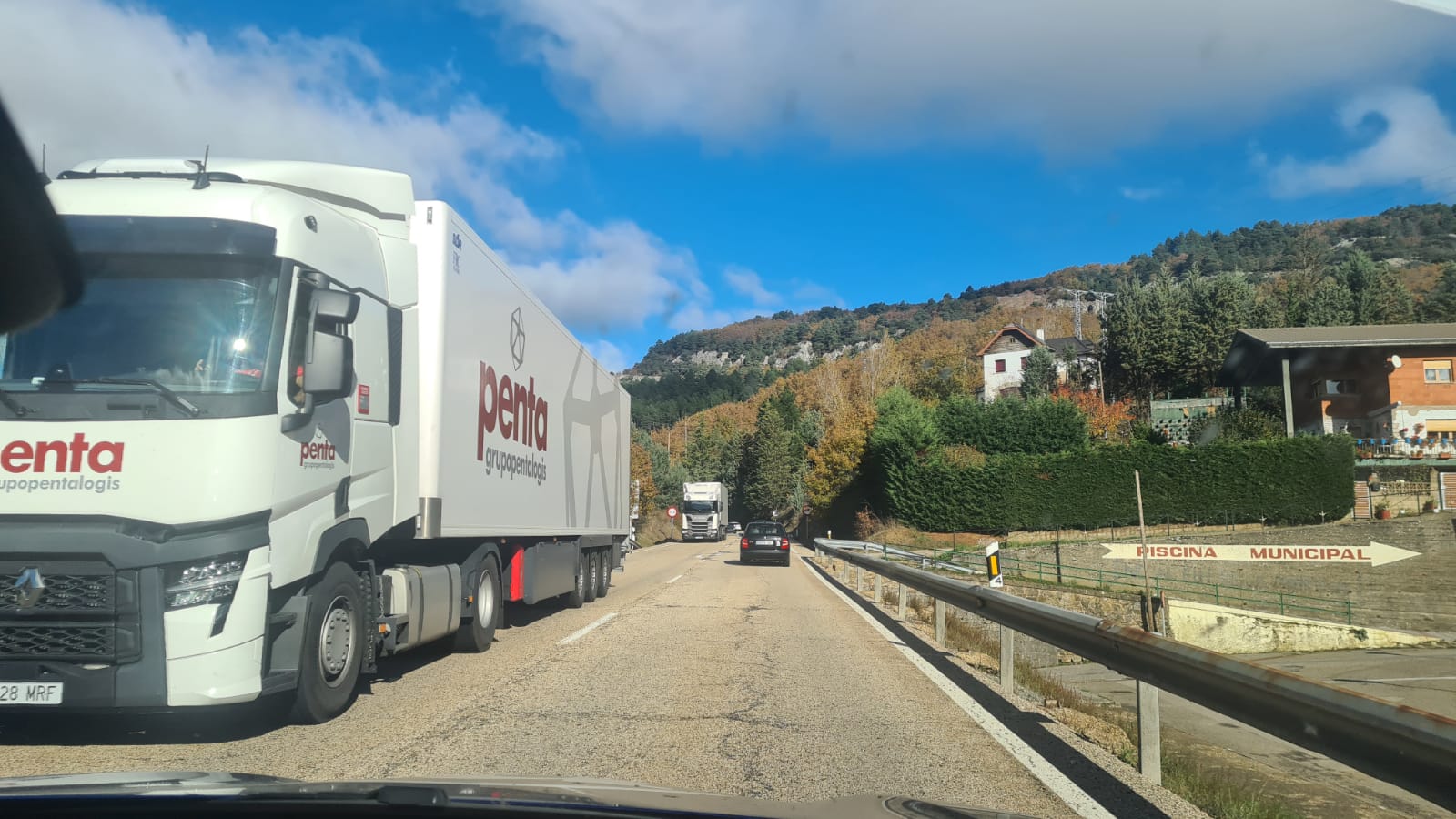 Tráfico en el puerto de Pajares tras el desprendimiento de la AP-66
