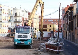 Situación actual de la calle Fernando I sin edificios.