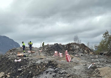 Primera voladura en el argayo de la AP-66 con 775 kilos de explosivos