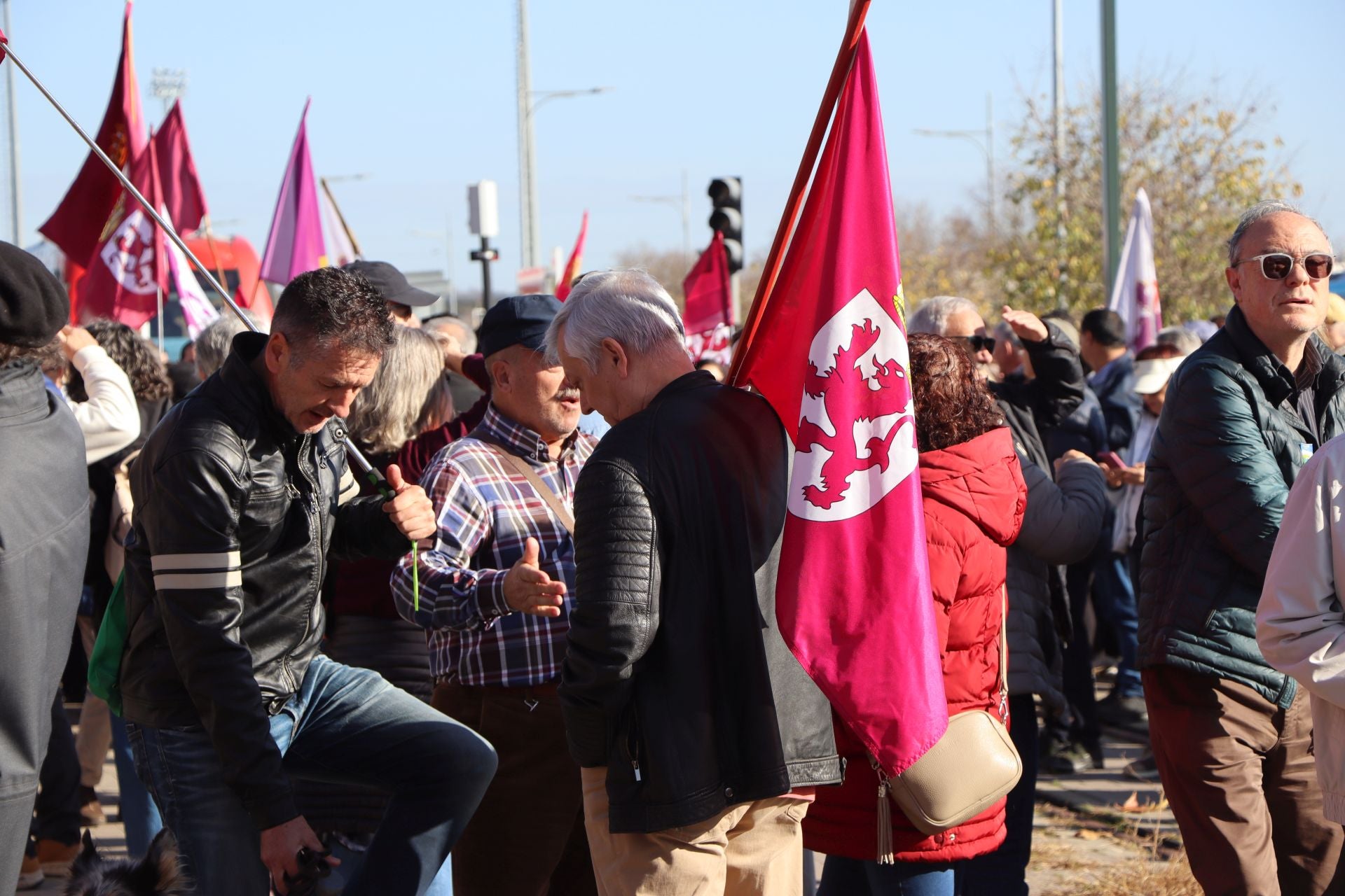 Manifestación por el futuro de Feve en León