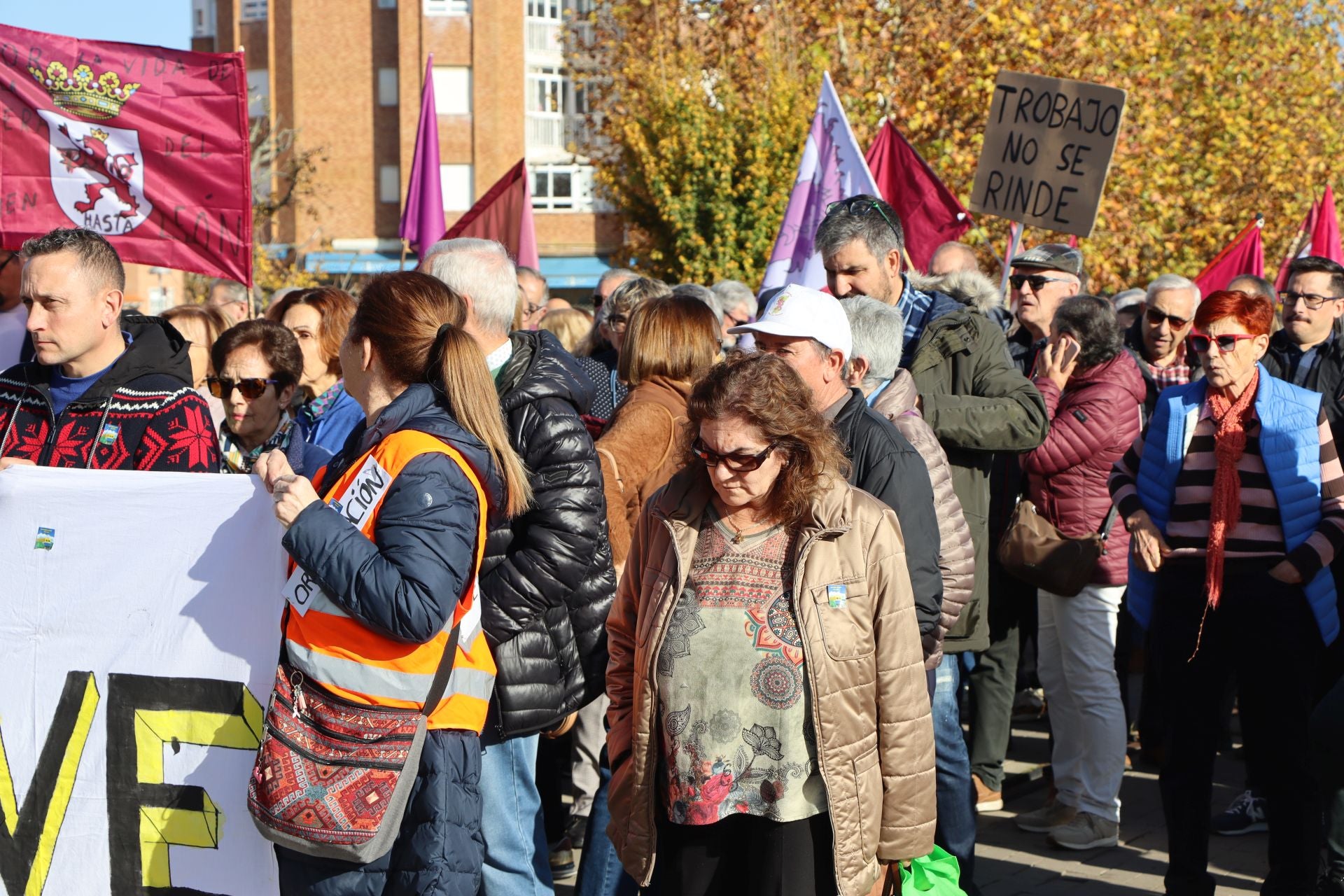 Manifestación por el futuro de Feve en León