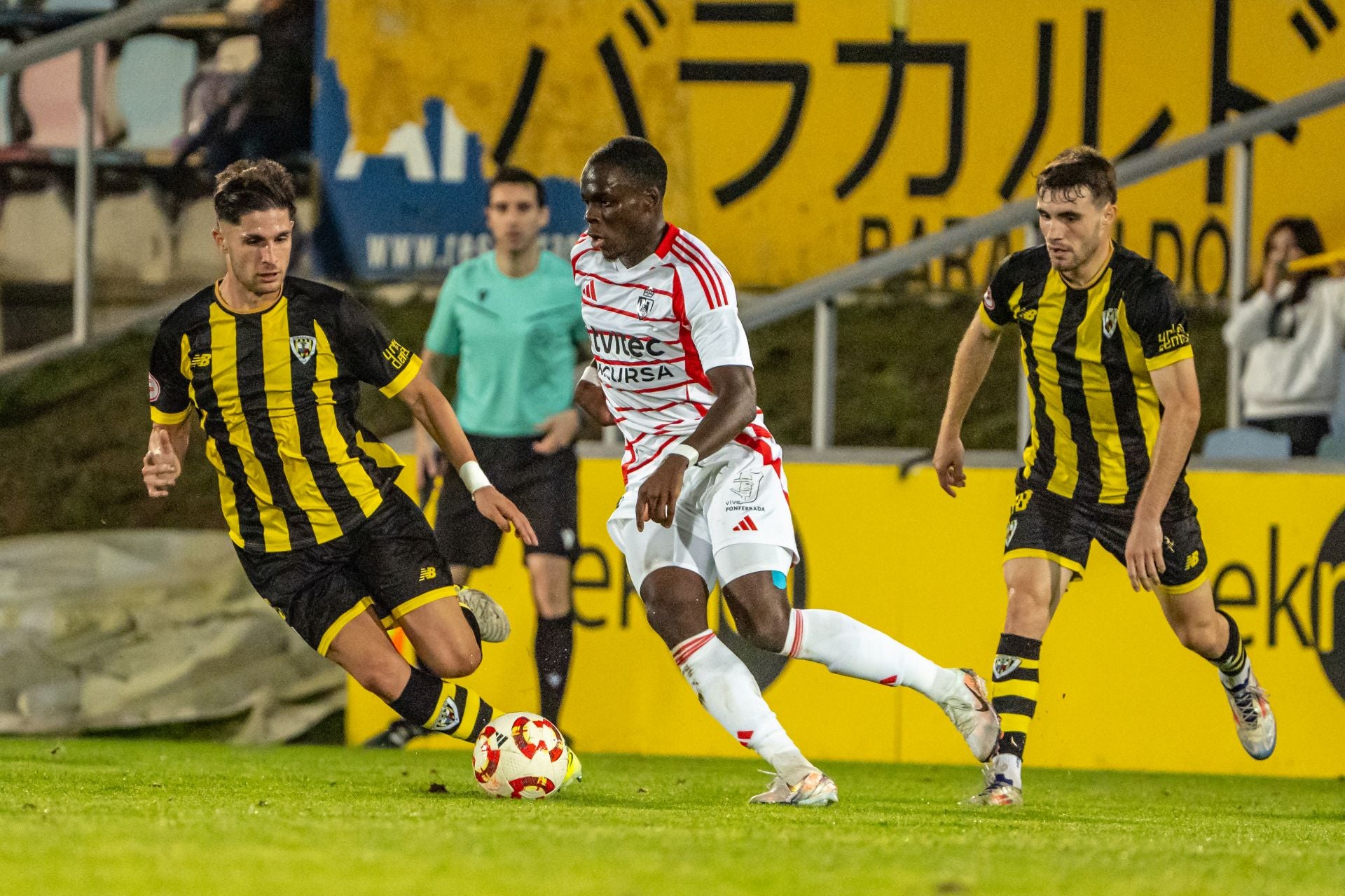 Las mejores imágenes del Barakaldo-Ponferradina