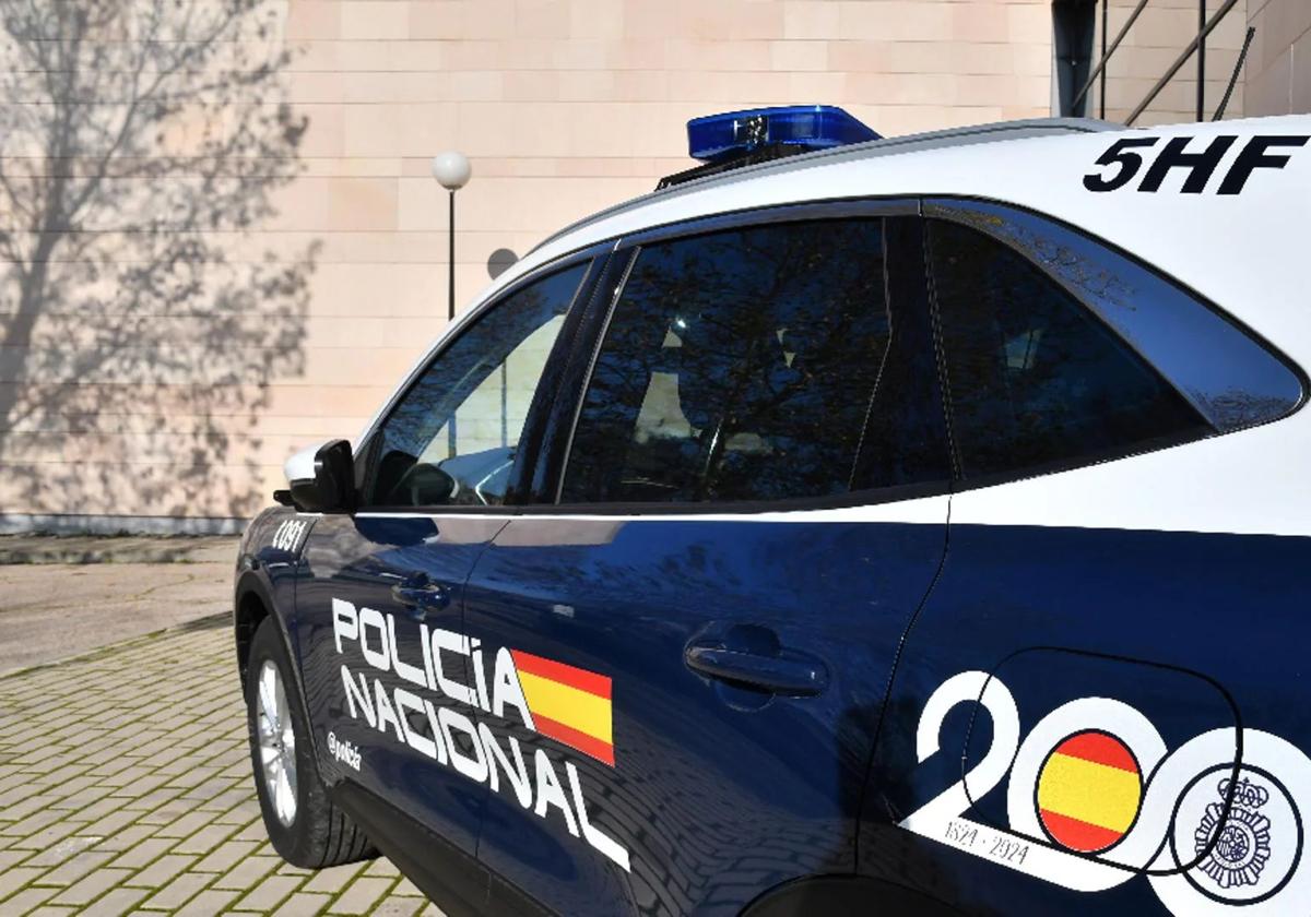 Imagen de archivo de un coche de la Policía Nacional.