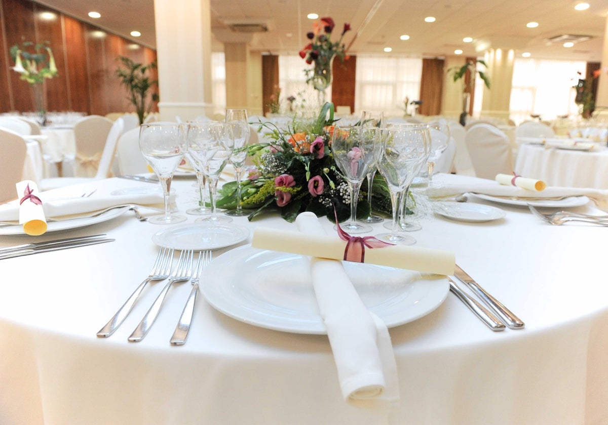Reserva tu comida o cena para estas Navidades en el Hotel Infantas de León