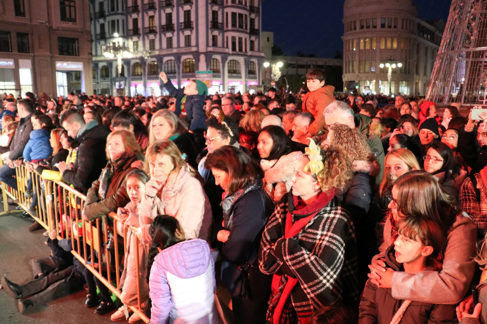 Encendido navideño en la ciudad de León