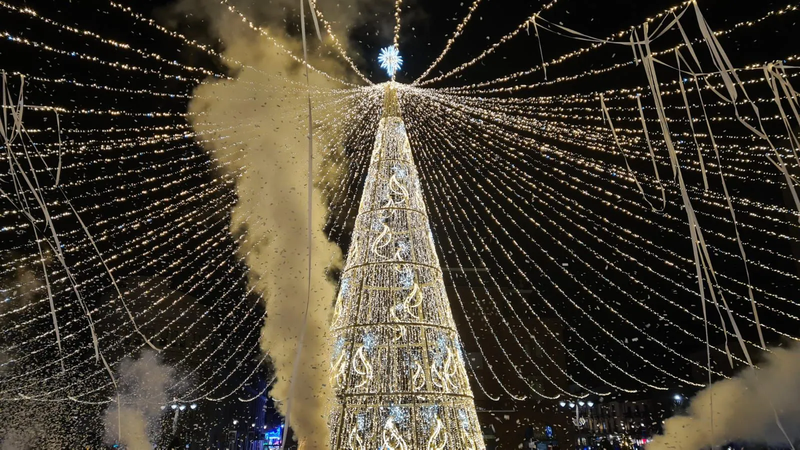 Encendido navideño en la ciudad de León